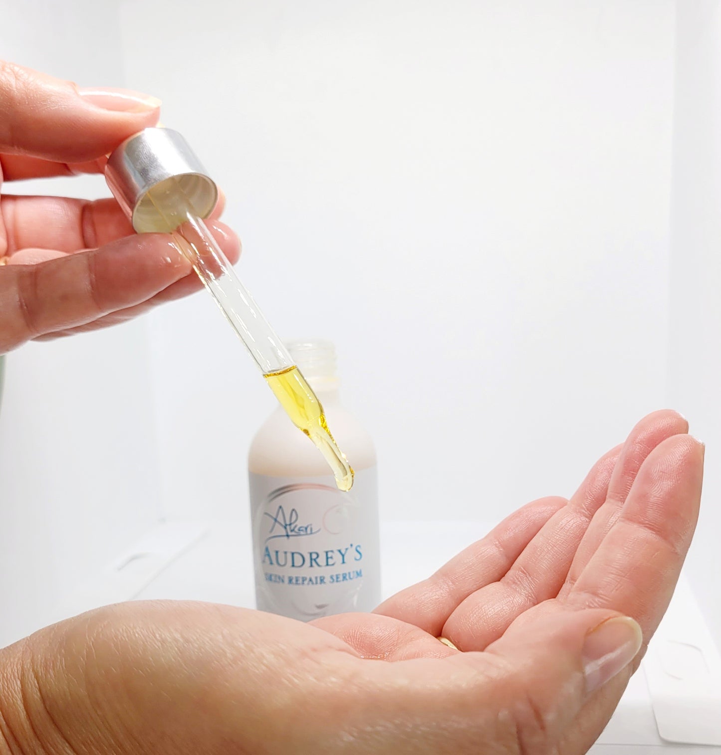 Audrey's Radiance & Repair Serum